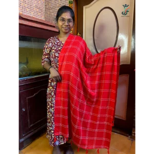 Red checked cotton dupatta with tassels for women – Jeeyo Fashion