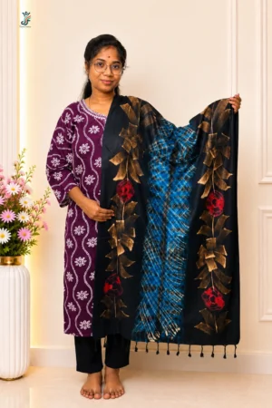 Printed stole for women with tassel detailing